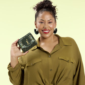 Peter Pan Exclusive Quilted Texture Wallet, Image 2